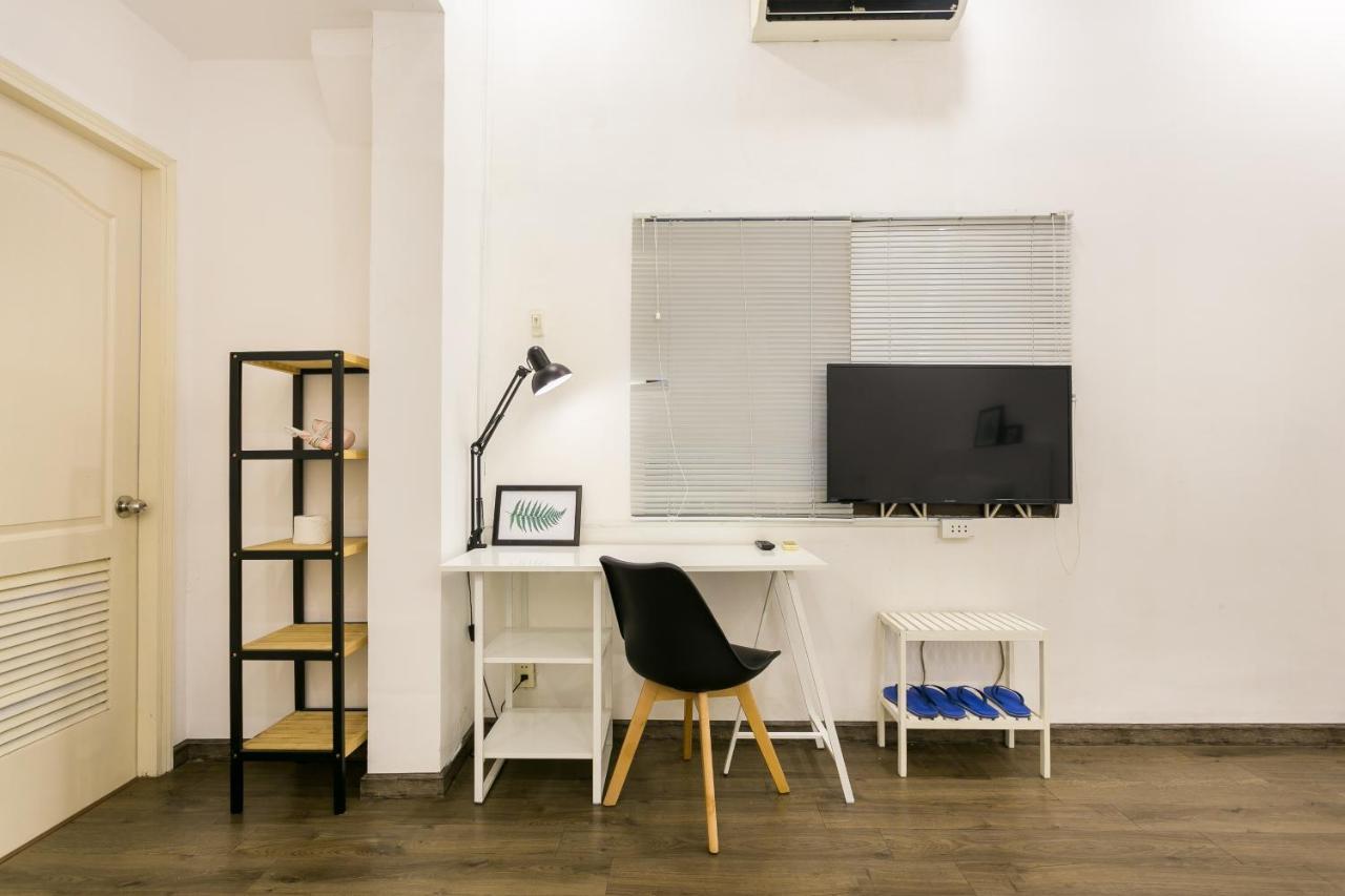 An Appartement *